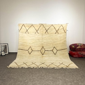 kechart - Custom Beni ourain rug, Authentic Moroccan rug, Berber carpet, Artisan Crafted Rug, Elegant Floor Accessory, High-Quality Wool Rug