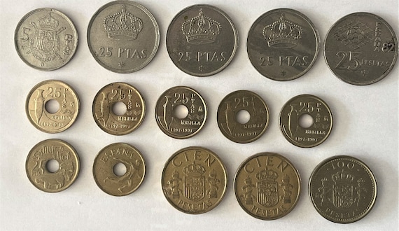 1975年から1997年までのスペインのヴィンテージ・ペセタ硬貨。5ペセタ