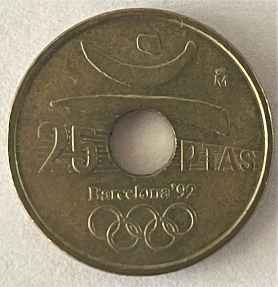 1975年から1997年までのスペインのヴィンテージ・ペセタ硬貨。5ペセタ