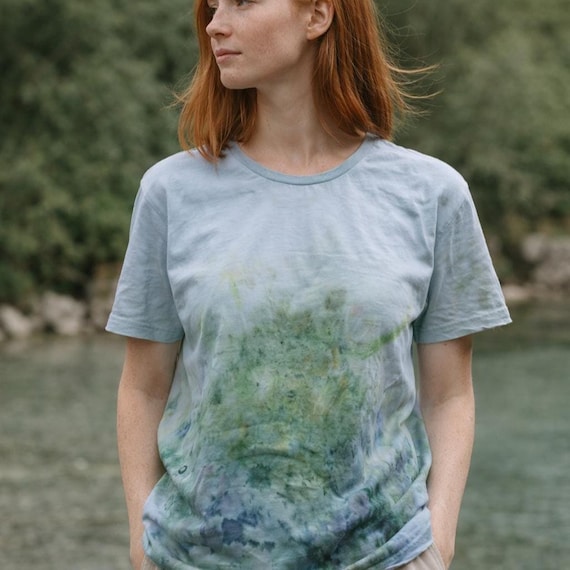 Hand Dyed Ice Green T-Shirt – Earthy Unisex Tee, Berlin Made