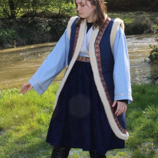 Hecho a mano - Avatar, el último maestro del aire - Traje inspirado en la tribu del agua, top estilo kimono azul, falda plisada, chaleco hasta la rodilla (cosplay)