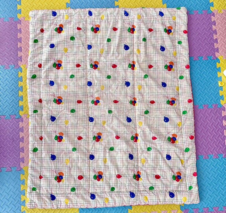 Vintage 1980s Primary Color Circus Balloon Crib Comforter for Nursery ...