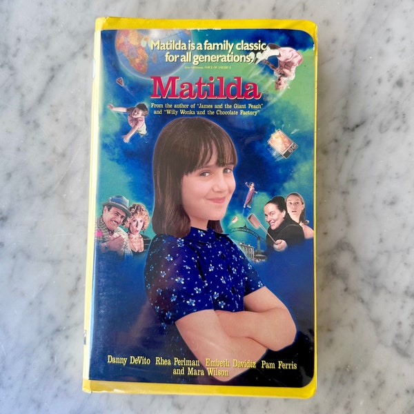 Vintage 1996 Matilda VHS Movie Yellow Clamshell Case