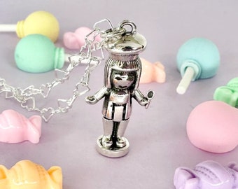 Collana con ciondolo in argento sterling della bambola Belinda di Polly Pocket Chef