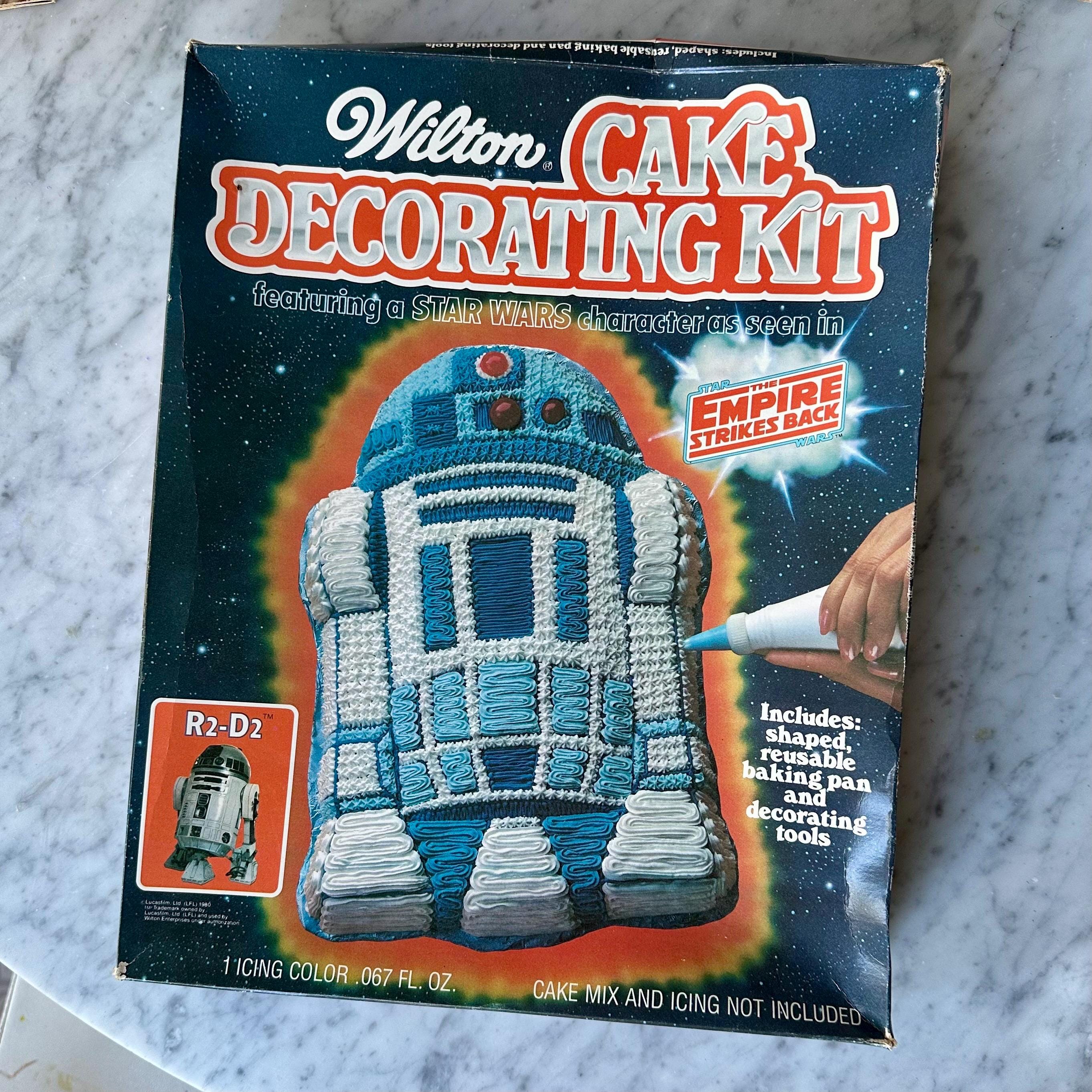Vintage 1980 Wilton Star Wars Empire Strikes Back R2D2 Cake Decorating Kit
