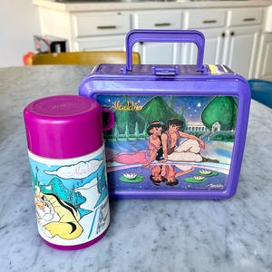 Vintage 90’s Disney Aladdin and Jasmine Lunchbox with Thermos