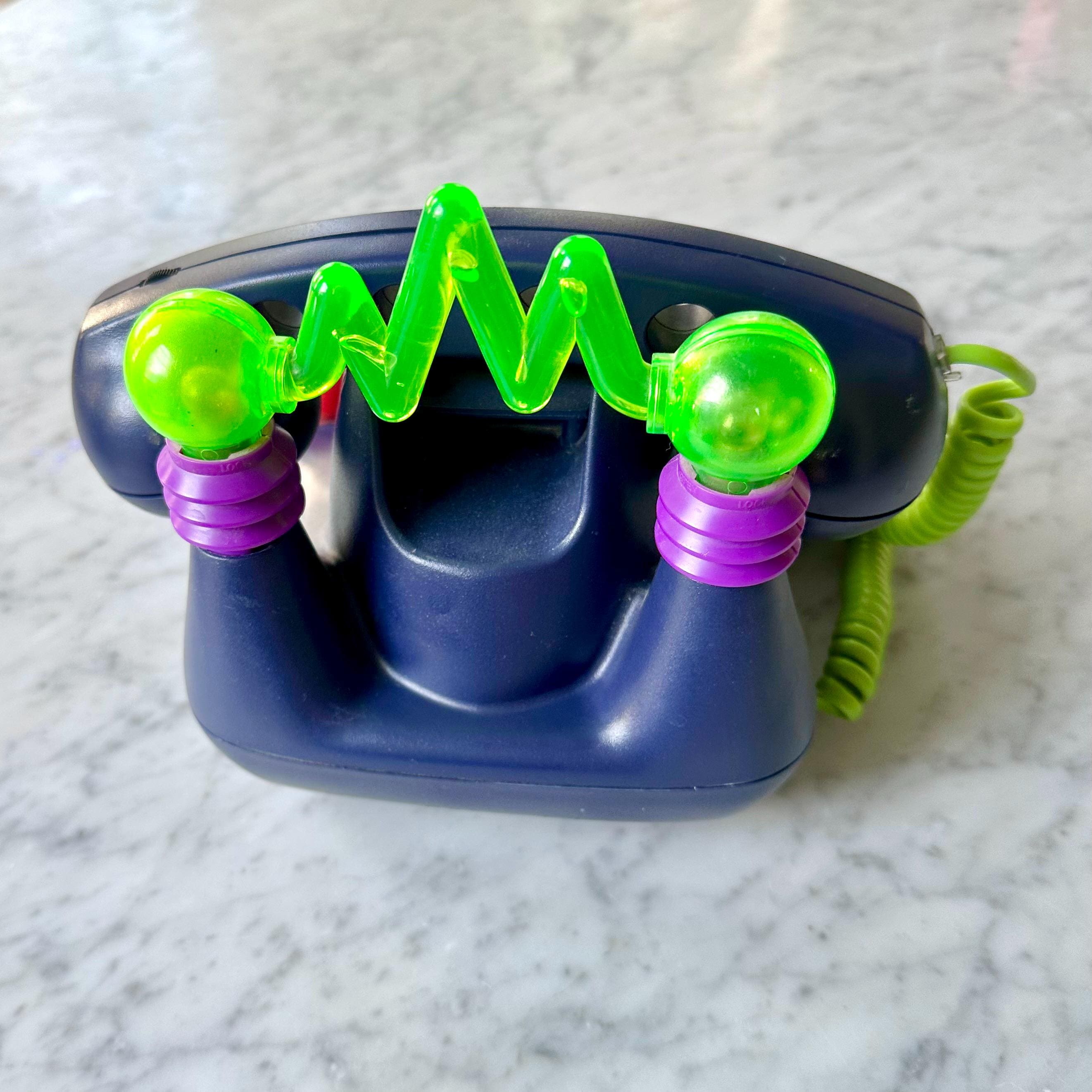 1997 Vintage Nickelodeon Talk Blaster Landline Telephone 1997 Vintage Nickelodeon Talk Blaster Landline Telephone