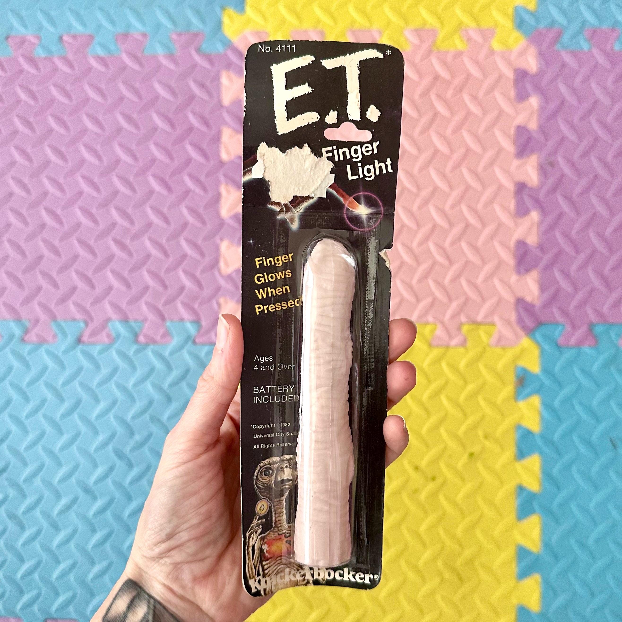 Et Glowing Finger Toy