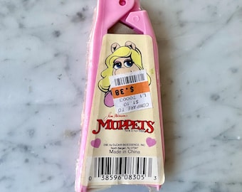 Vintage 1988 Muppets Miss Piggy Folding Brush, never opened
