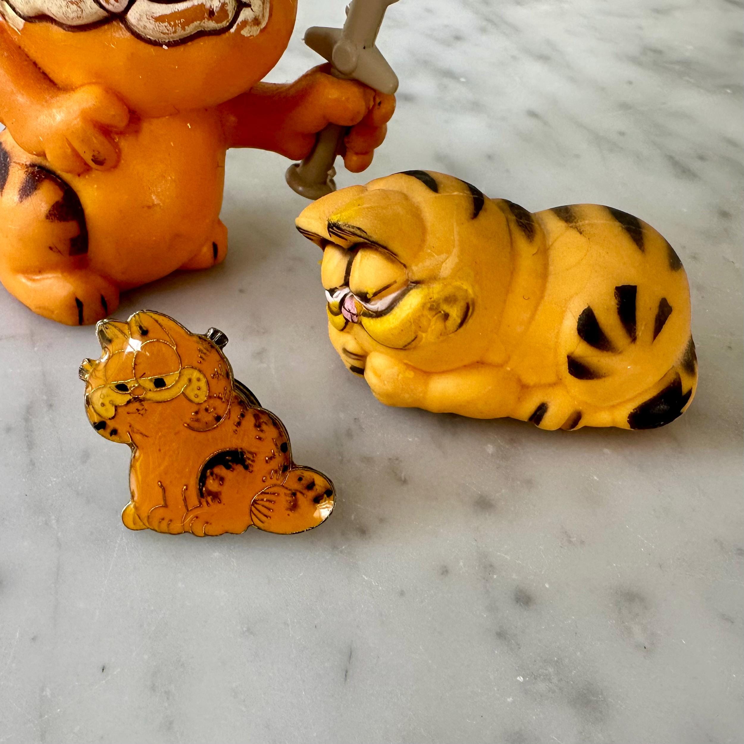 ヴィンテージガーフィールドのフィギュアとピン - お選びください