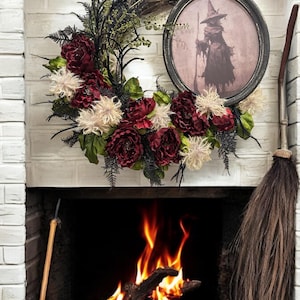The Witch Wreath, Halloween