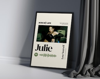 KISS OF LIFE "Julie" Skebbe Code Poster - Midcentury moderne Wandkunst für K-Pop Fans - Ästhetische Geschenkidee."