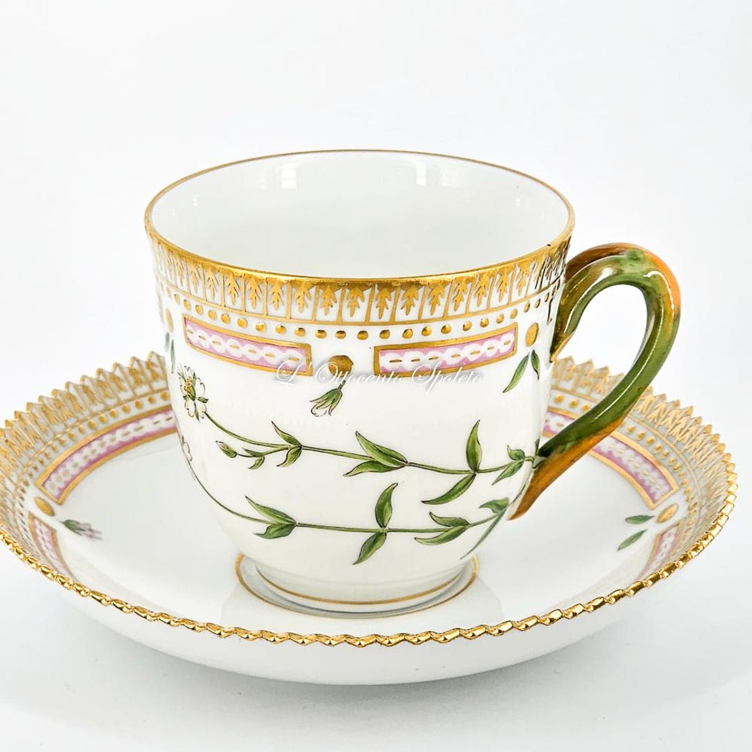 ロイヤルコペンハーゲン フローラダニカ コーヒーカップ 20/3597