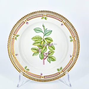 Royal Copenhagen Flora Danica No.20/3573 porcelain plate