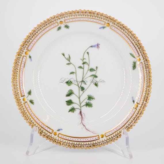 ロイヤルコペンハーゲン フローラダニカ 磁器プレート No.20/3551