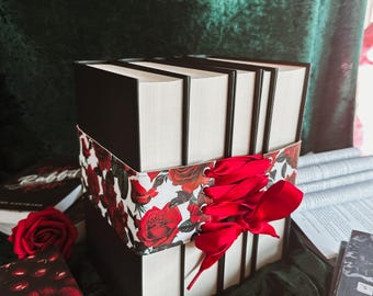 Red Rose Book Corset – Adjustable Book Corset for Series – Bookend Alternative – Dark Romance Bookshelf Decor – Spicy Book Lover Gift