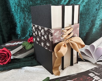 Korsett Krone – Verstellbarer Buchstützen-Ersatz – Königliches Bücherregal-Dekor – Schwarz-goldene Buchverpackung – Geschenk für Fantasy-Leser
