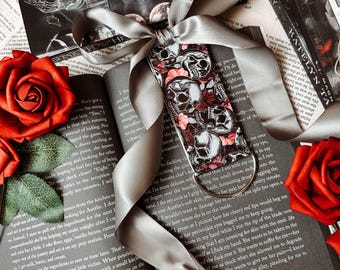 Collar Bookmark - Spicy Dark Romance Skull Faux Leather Bookmarks - Funny Gifts For Smut Readers