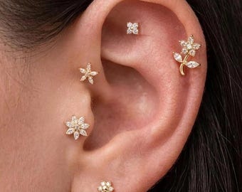 Gouden labret-knop met bloemen • 16G schroef met interne schroefdraad, platte achterkant • Bloemkraakbeenpiercing • Helix, tragus, schelp, lobsieraad