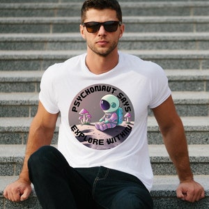 Psychonaut dice que hay que explorar el interior de la camiseta