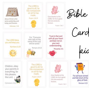 Könnte beinhalten: Ein Satz Bibelverskarten für Kinder mit farbenfrohen Illustrationen eines Kalenders, einer Sonne, eines Küken, einer Biene, eines Herzens, eines Schmetterlings und eines Regenbogens. Die Karten enthalten Texte aus verschiedenen Bibelversen.