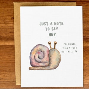 Tarjeta pensando en ti, dulce tarjeta de acuarela para un amigo, linda ilustración de caracol, tarjeta de condolencias por tiempos difíciles, tarjeta de notas hecha a mano, juego de palabras de correo postal