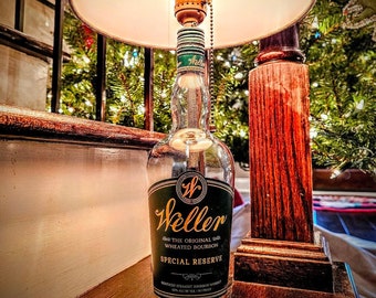 Whiskyflasche Lampe - Handgemachte Lampe - Bürolampe - Rustikale Flaschenlampe - Schreibtischlampe - Dekoration - Weihnachtsgeschenke