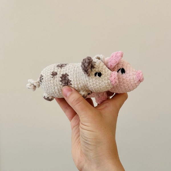 READY-TO-SHIP Crocheted pig stuffy - piglet