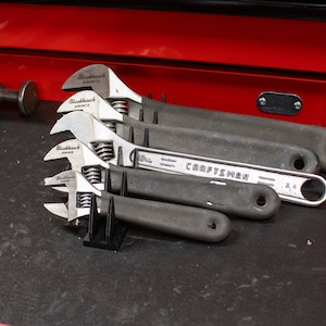 Crescent Wrench Organizer - Tool Organizer -  3D Printed