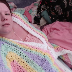 Granny Hexi Cardigan