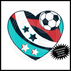 Puede incluir: Un diseño en forma de corazón con un balón de fútbol y estrellas. El corazón está formado por rayas rojas, negras y turquesa. El balón de fútbol es negro y blanco. Las estrellas son blancas con contornos negros. El texto "COORDINATING SEAMLESS PATTERN AVAILABLE" está en una explosión de estrella amarilla.