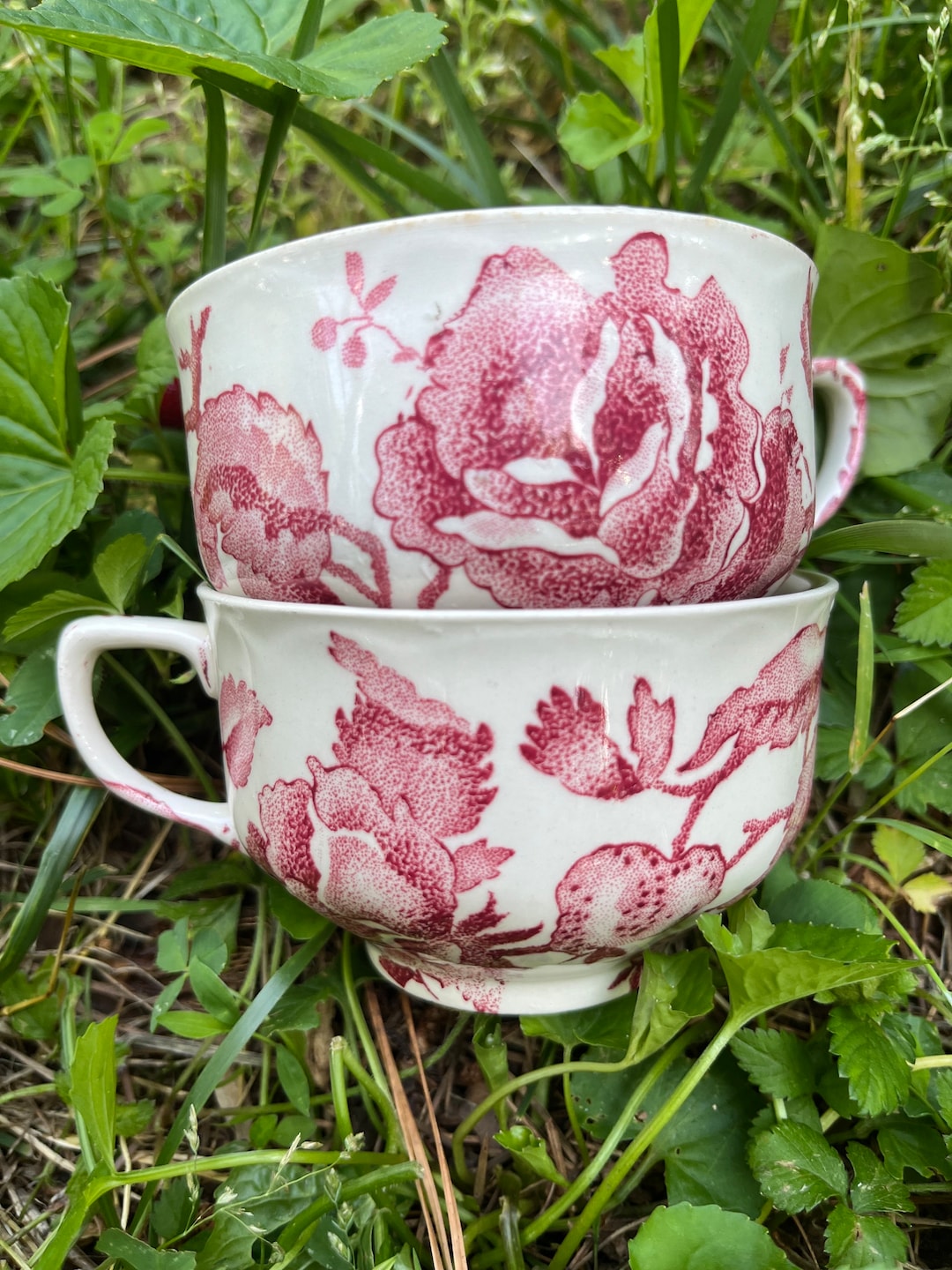 Vintage Johnson Brothers Tea Cups in Red Flowers. - Etsy