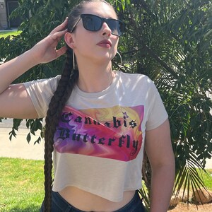 Rainbow Agate Flowy Crop Tee