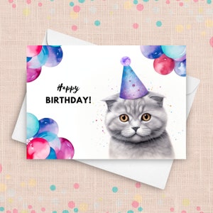 Tarjeta de cumpleaños de gato plegable escocés, sombrero y globos de fiesta de cumpleaños, retrato de gato gris, de regalo de gato mascota, ilustración colorida de acuarela