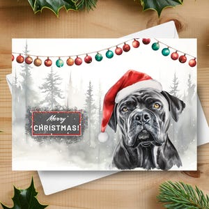 Cane Corso-kerstkaart, Merry Christmas zwarte mastiff met kerstmuts in een besneeuwde winterse scène, vakantiecadeau aquarel illustratie