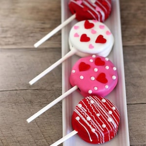 Valentine’s chocolate covered Oreos cookies. Baby Shower and birthday chocolate Dipped Oreos. Birthday, Baby shower. (One Dozen)