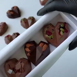 Valentines nut and seeds heart bars/Cakesicles (6 cakesicles/half dozen). Easter treats and favors, cookies. Mother’s gifts, baby shower.