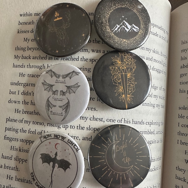 Set of Buttons inspired by ACOTAR, Throne of Glass, and Crescent City