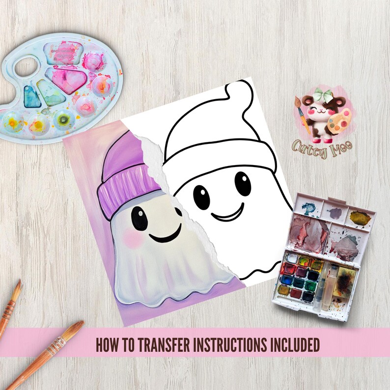Puede incluir: Un dise&ntilde;o imprimible que presenta un fantasma con un sombrero morado y un gorro de Pap&aacute; Noel. El dise&ntilde;o est&aacute; parcialmente pintado y parcialmente delineado, con el texto "HOW TO TRANSFER INSTRUCTIONS INCLUDED" en la parte inferior.
