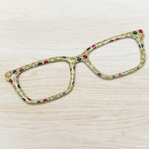 Red & Green Holiday Print Magnetic Eyeglass Topper