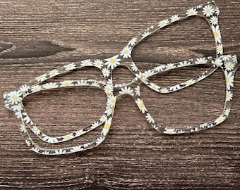 Daisies Clear Acrylic Eyeglass Topper with Magnets