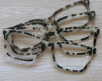 Ivory Tortoise Acrylic Eyeglass Topper with Magnets