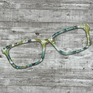 Green Foliage Magnetic Eyeglass Topper