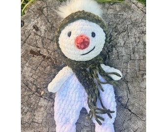 Padrão de crochê para boneco de neve de pelúcia, padrão de amigurumi fofinho, brinquedo de pelúcia natalino aconchegante, download digital, crochê sem costura ou com pouca costura.