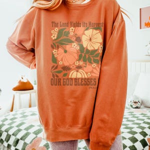 Christian Thanksgiving Sweathirt, Boho Retro Comfort Colors Fall Harvest Crewneck Autumn Religious Bible Verse Gift for Teen Youth Pastor