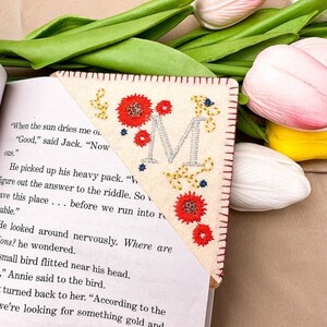 Personalized Hand Embroidered Corner Bookmark - Shipping From USA - 26 ...