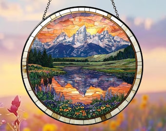 Grand Teton National Park Glass Suncatcher, US National Park Suncatcher, US National Park Gift, Traveler Gift, National Park Ornament