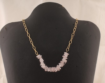 Collar de cuarzo rosa en bruto chapado en oro, hecho a mano, regalo