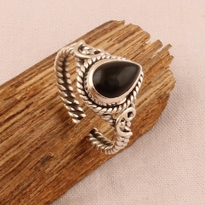 Black Onyx Pear Ring: Handmade 925 Sterling Silver Twisted Band