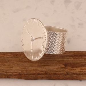 Solid 925 Sterling Silver Clock Band Ring Round Band Ring Clock Band Round Shape Band For Valentine Gifts